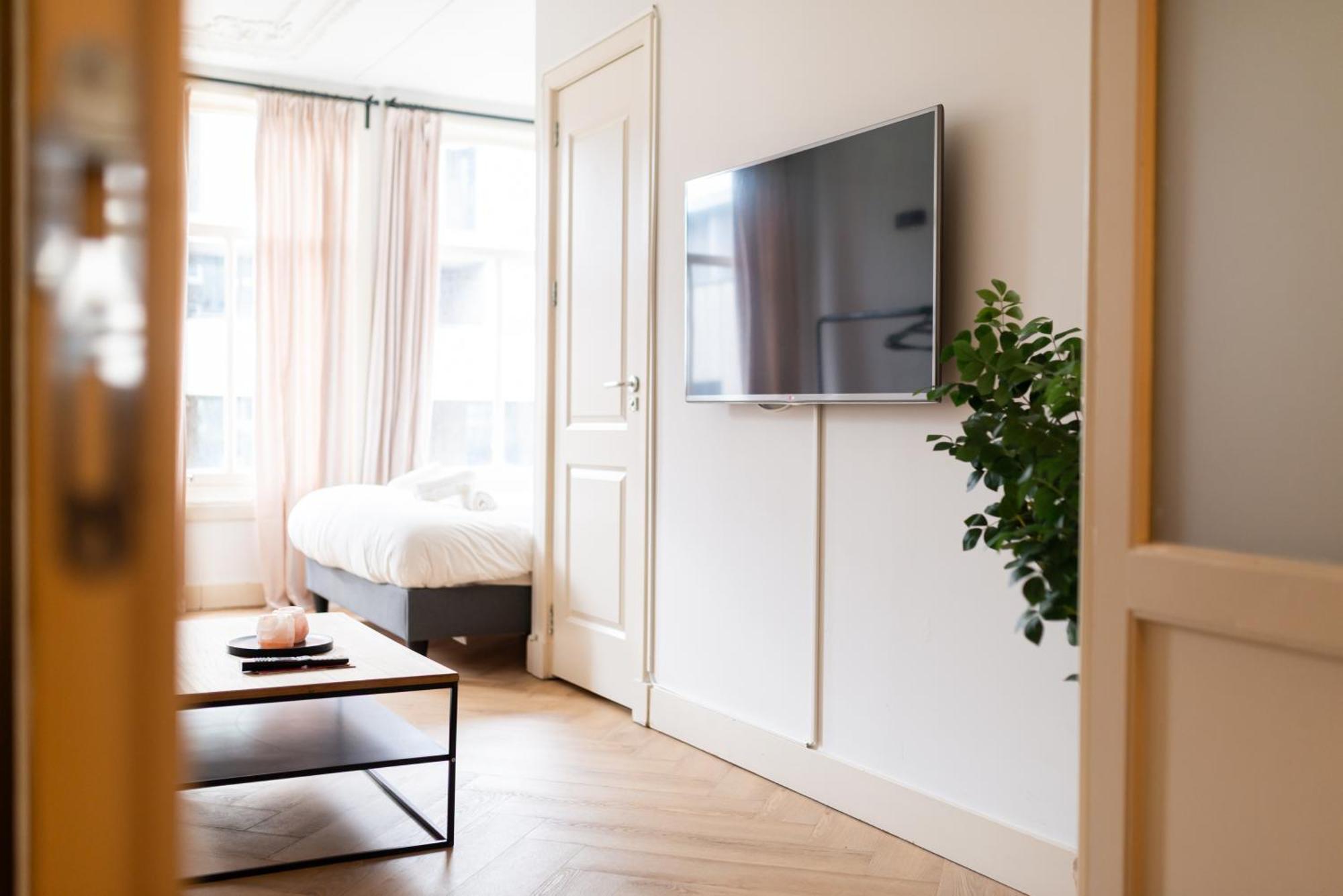 Historic Canal House Apartment Amsterdam Bagian luar foto